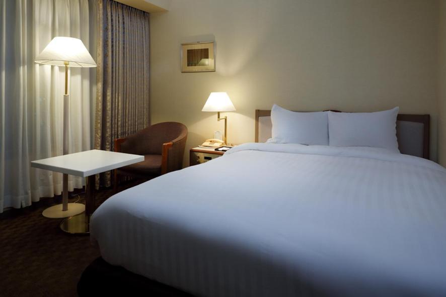Miyako Hotel Yokkaichi Extérieur photo